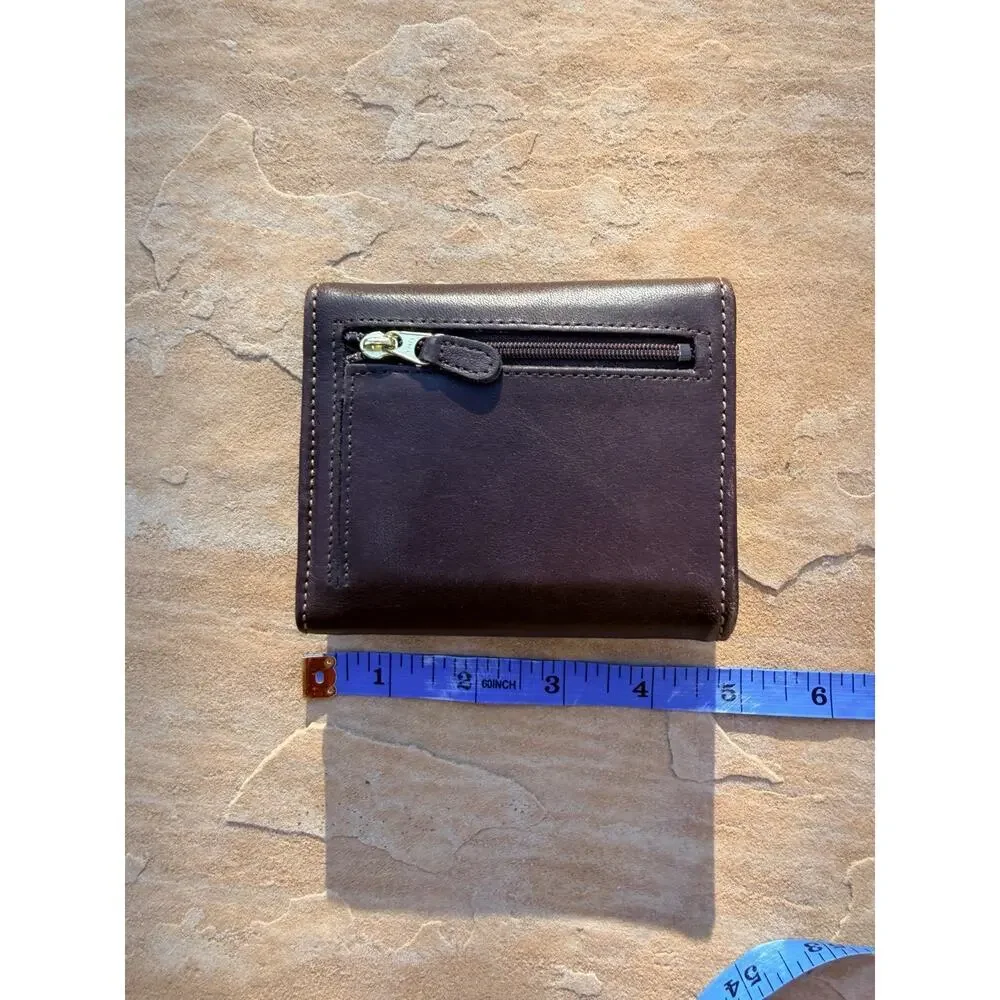 Vintage Coach Trifold Zippered Back Leather Wallet Brown Interior RG